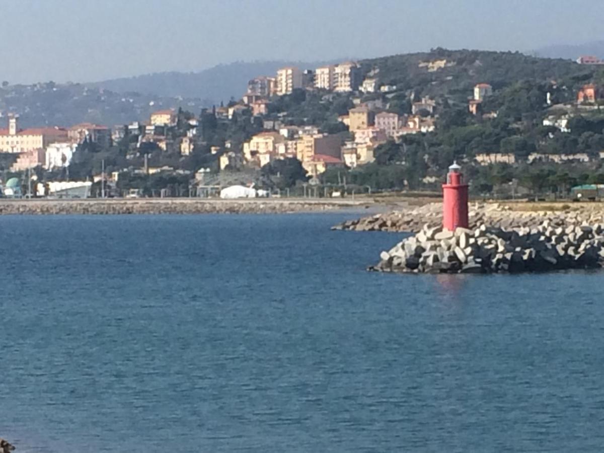 B&B Note Di Mare Imperia Exterior photo